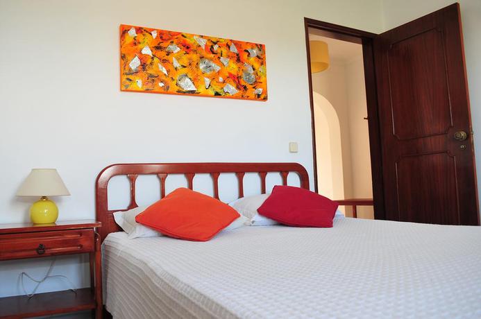 Imagen de la habitación del Apartahotel Solgarve Apartamentos Turísticos. Foto 3