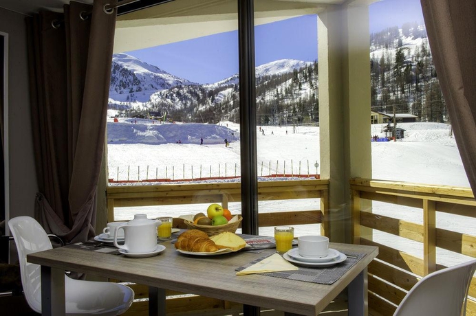 Imagen general del Apartahotel Sowell RÉsidences New Chastillon. Foto 10