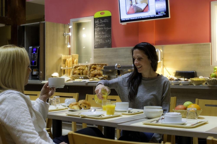 Imagen general del Apartahotel Sowell RÉsidences New Chastillon. Foto 12