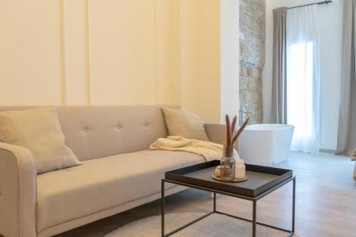 Imagen de los interiores del Apartahotel Suites Alfonso X. Foto 12