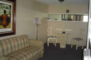Imagen de la habitación del Apartahotel Suites Michelangelo. Foto 5