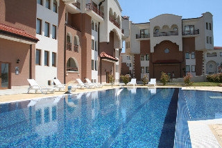 Imagen de la piscina del Apartahotel Sunrise Club Ravda. Foto 8