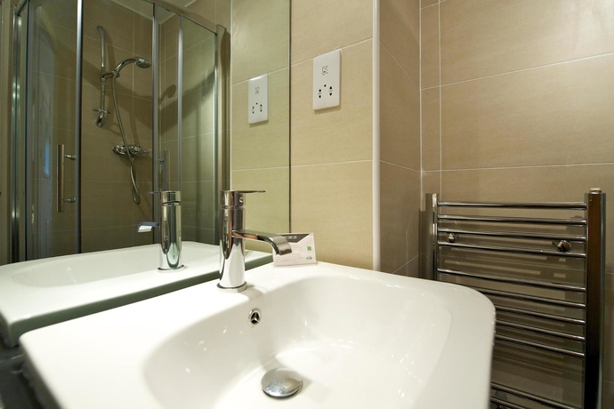 Imagen de la habitación del Apartahotel The Knight Residence Apartments By Mansley. Foto 7