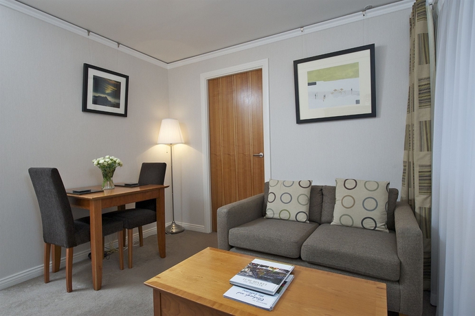 Imagen de los interiores del Apartahotel The Knight Residence Apartments By Mansley. Foto 15