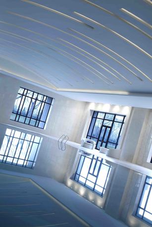 Imagen de la piscina del Apartahotel The Lakeview, Tianjin Marriott Executive Apartments. Foto 15