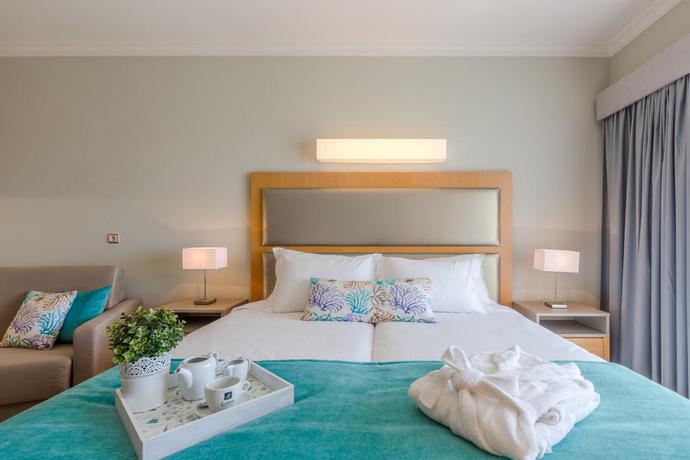 Imagen general del Apartahotel The Navigator Solaqua. Foto 7