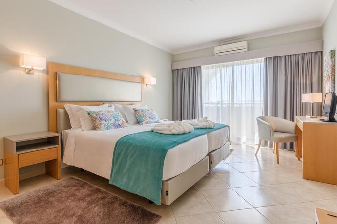 Imagen general del Apartahotel The Navigator Solaqua. Foto 10