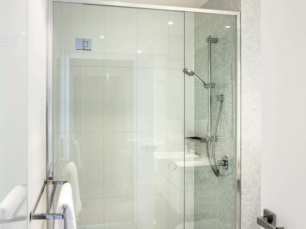 Imagen de la habitación del Apartahotel The Sebel Melbourne Docklands Hotel. Foto 15