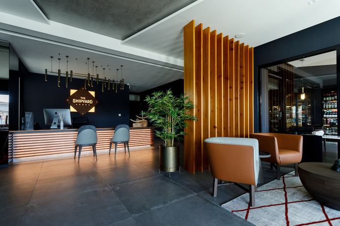 Imagen de los interiores del Apartahotel The Shipyard Angra. Foto 13