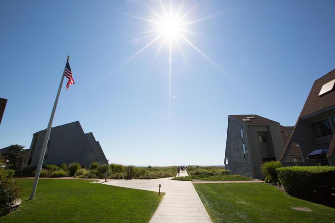 Imagen general del Apartahotel The Surf Club Resort. Foto 2