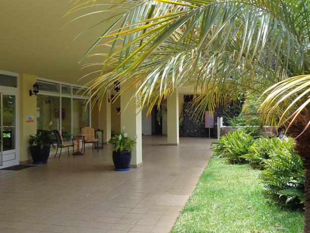 Imagen de los interiores del Apartahotel Tigaiga Suites. Foto 6