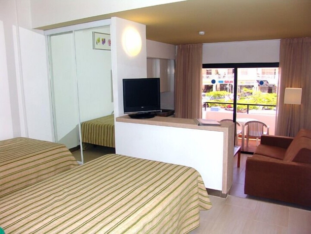 Imagen de la habitación del Apartahotel Udalla Park. Foto 4