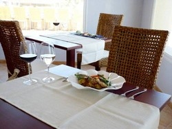 Imagen del bar/restaurante del Apartahotel Vent-i-mar. Foto 14