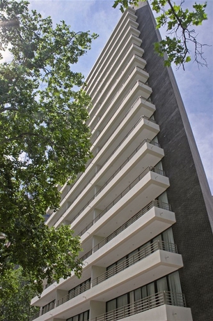 Imagen general del Apartahotel Versalles Suites. Foto 3