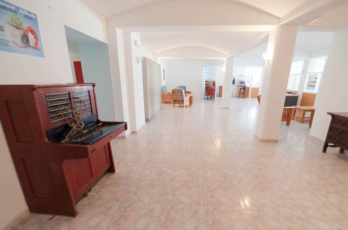 Imagen de los interiores del Apartahotel Vibra Del Mar - Adults Only. Foto 17