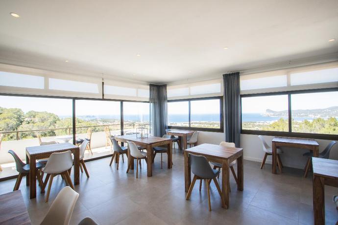 Imagen del bar/restaurante del Apartahotel Victoria Sunset Suites Hotel. Foto 6