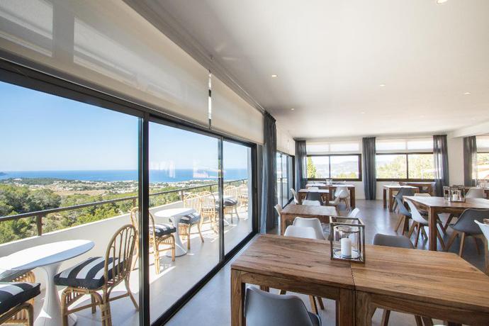 Imagen del bar/restaurante del Apartahotel Victoria Sunset Suites Hotel. Foto 8