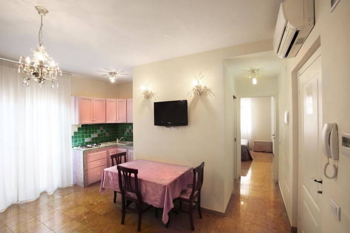 Imagen de los exteriores del Apartahotel Villa Lucrezia Firenze. Foto 16