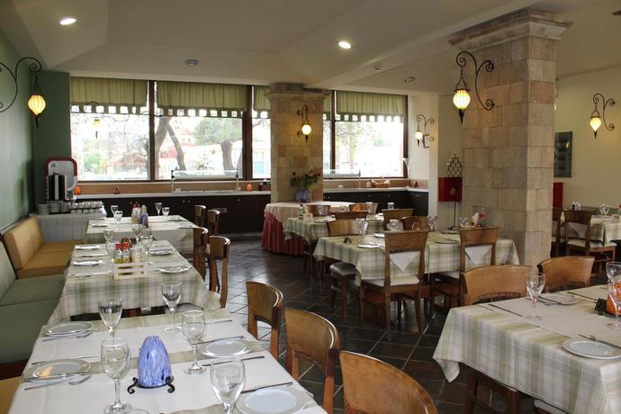 Imagen general del Apartahotel Villas Duc Rhodes. Foto 14