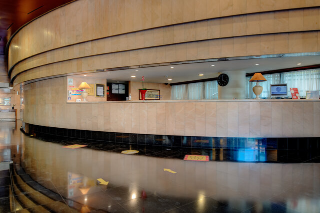 Imagen de los interiores del Apartahotel Vip Executive Eden. Foto 12