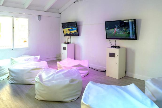 Imagen general del Apartahotel Viva Cala Mesquida Resort. Foto 11