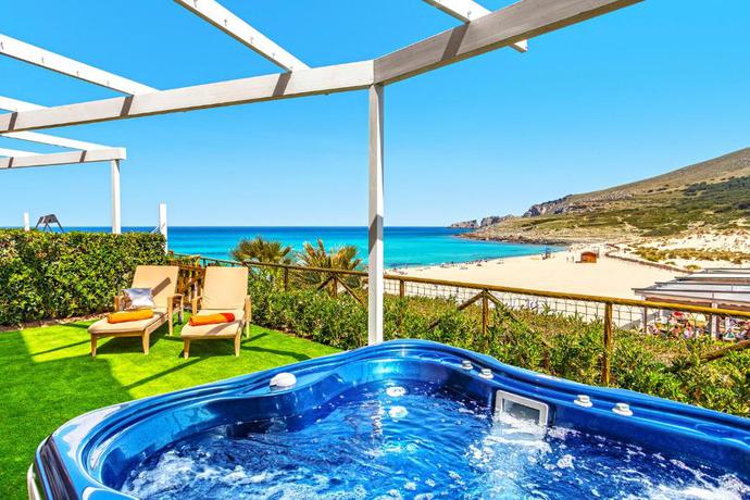 Imagen de los exteriores del Apartahotel Viva Cala Mesquida Resort. Foto 24