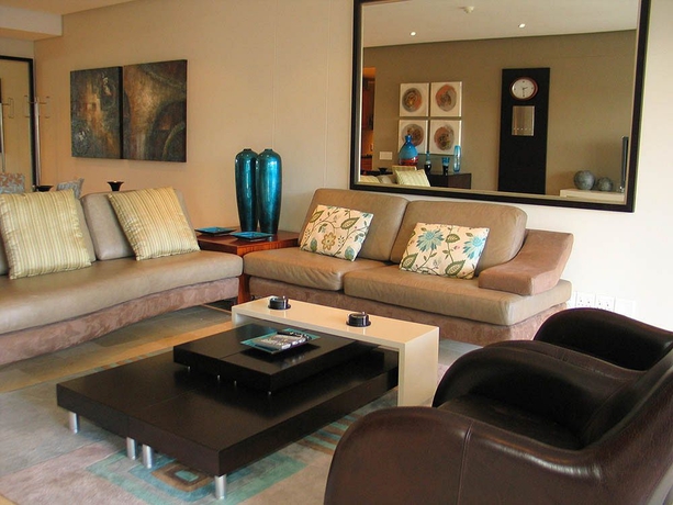 Imagen de los interiores del Apartahotel Waterfront Village. Foto 14