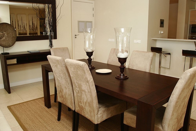 Imagen de los interiores del Apartahotel Waterfront Village. Foto 15