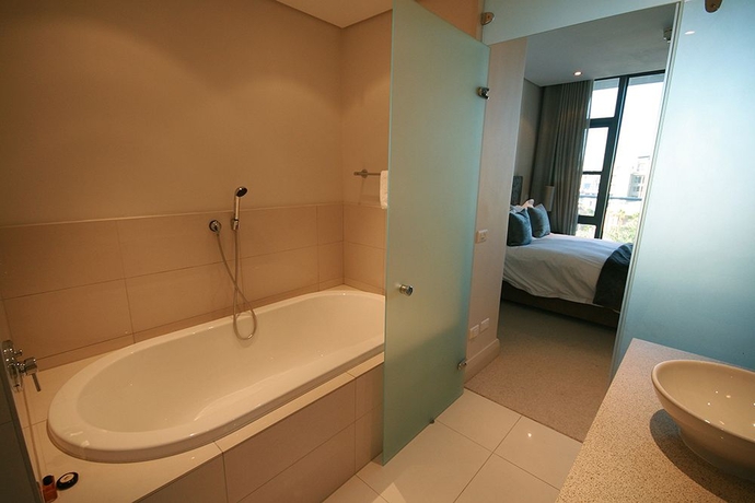 Imagen de la habitación del Apartahotel Waterfront Village. Foto 8