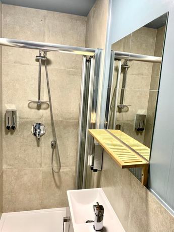 Imagen de la habitación del Apartahotel Westciti Caroco. Foto 6