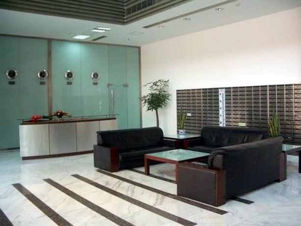 Imagen de los interiores del Apartahotel World Union Service Apartment Cosmo. Foto 18