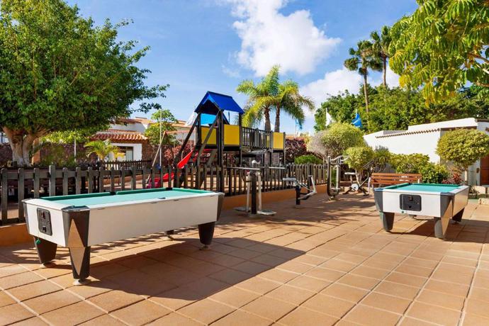 Imagen general del Apartahotel Wyndham Residences Tenerife Golf del Sur. Foto 6