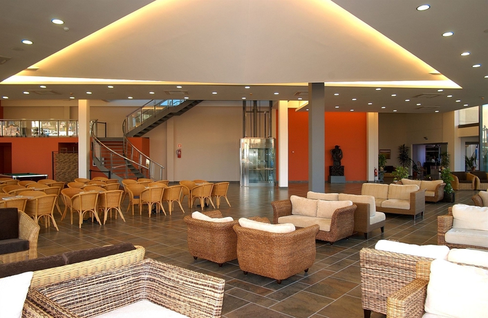 Imagen de los interiores del Apartahotel Xon's Platja. Foto 8