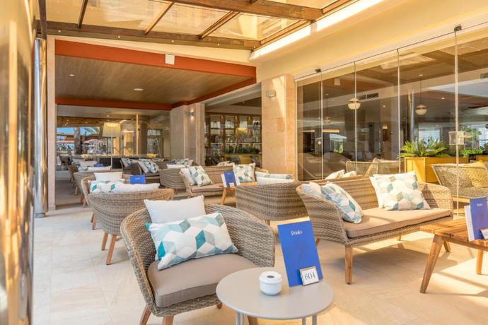 Imagen general del Apartahotel Zafiro Bahía. Foto 9