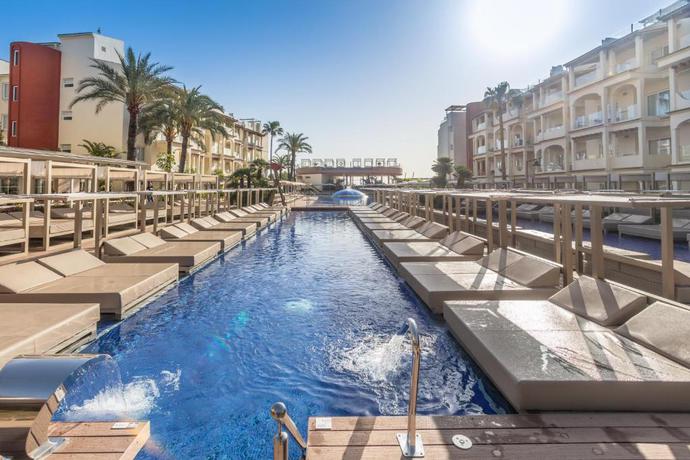 Imagen general del Apartahotel Zafiro Bahía. Foto 11