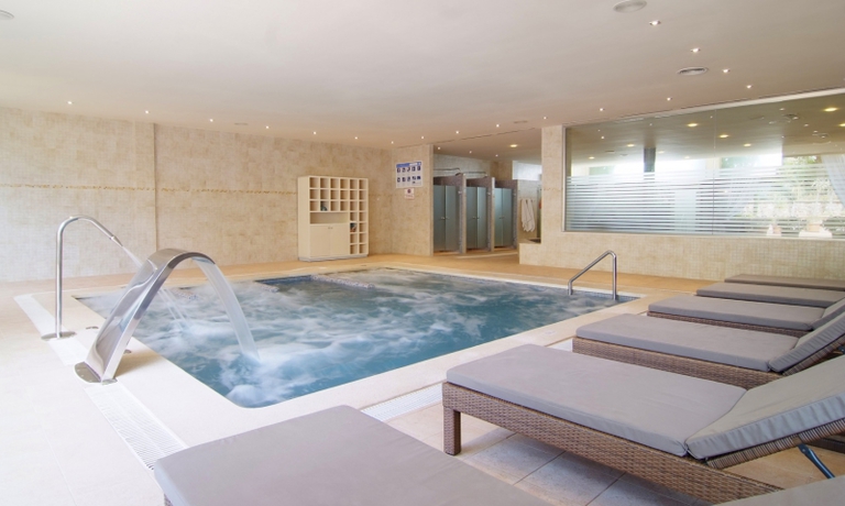 Imagen general del Apartahotel Zafiro Mallorca. Foto 8