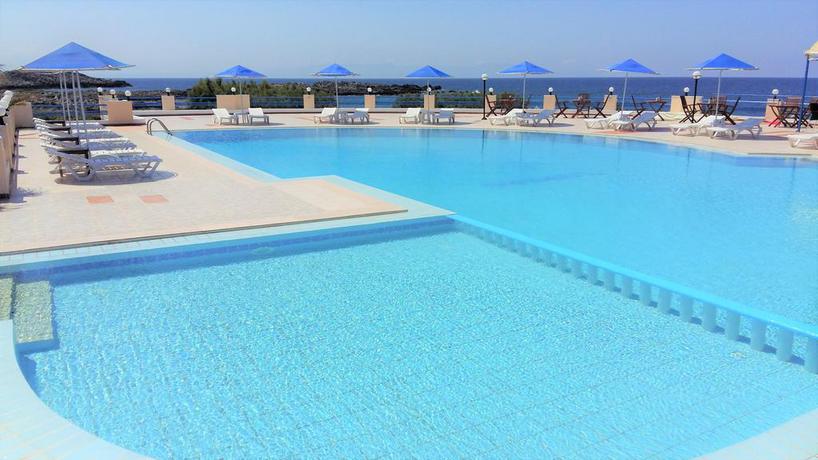 Imagen general del Apartahotel Zorbas Beach Village Hotel. Foto 10