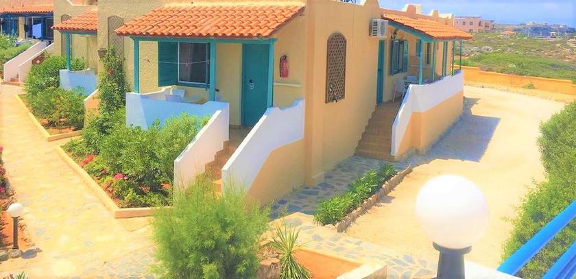 Imagen general del Apartahotel Zorbas Beach Village Hotel. Foto 14