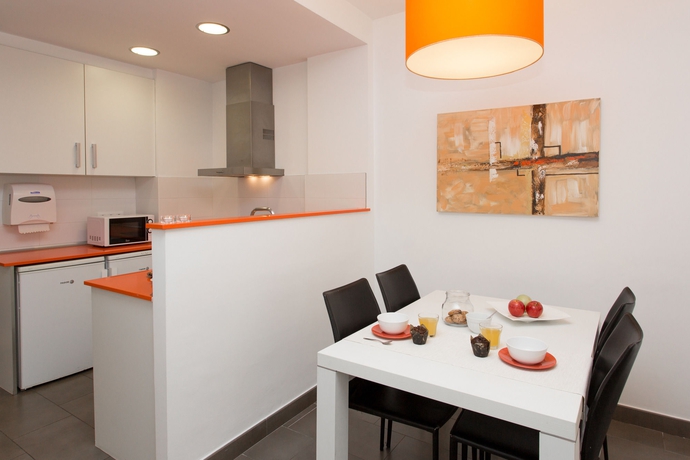 Imagen de los interiores del Apartamentos 08028 Apartments. Foto 12