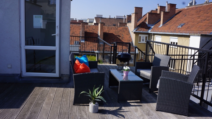 Imagen de los exteriores del Apartamentos 1080 City. Foto 7