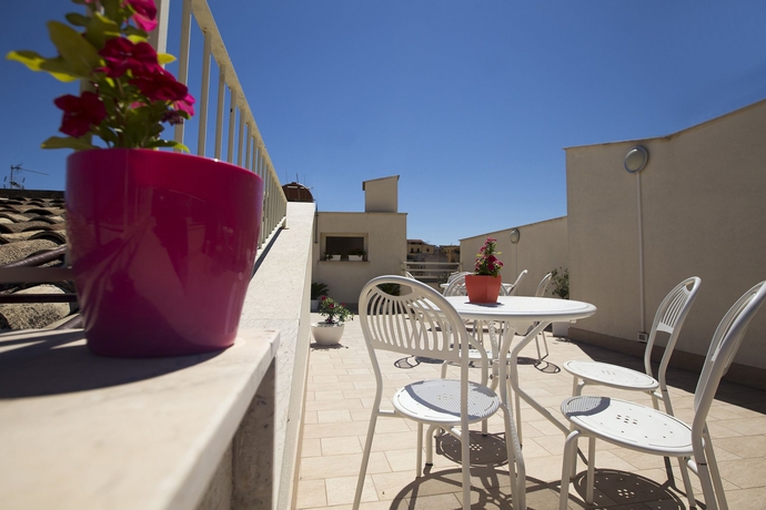 Imagen de los exteriores del Apartamentos 4 Canti Case Vacanze. Foto 15