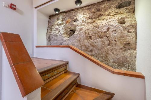 Imagen de la habitación del Apartamentos ADANAR Muralla Zir&iacute; Centro Premium. Foto 14