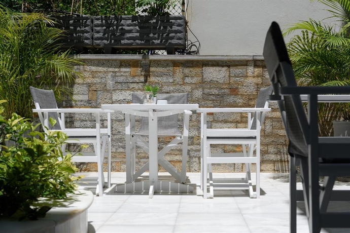 Imagen general del Apartamentos ALANTHA. Foto 5