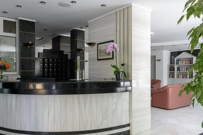 Imagen general del Apartamentos ALANTHA. Foto 8