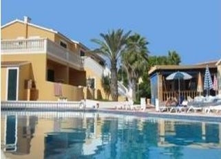 Imagen de la piscina del Apartamentos APARTAMENTOS BON REPOS. Foto 6