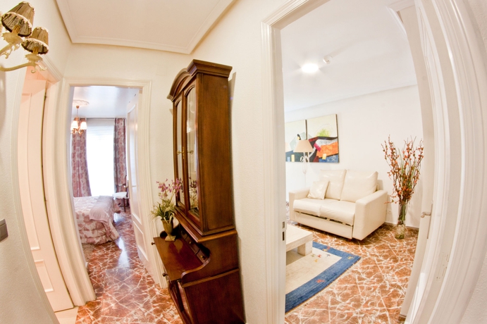 Imagen de la habitación del Apartamentos APARTAMENTOS LAS BRISAS. Foto 8