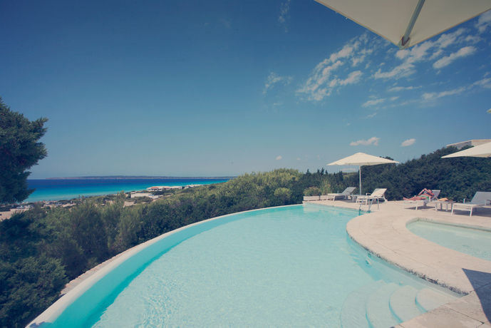 Imagen de la piscina del Apartamentos APARTAMENTOS LAS DUNAS PLAYA. Foto 9