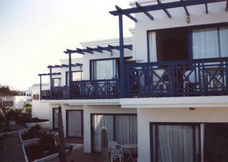 Imagen de los exteriores del Apartamentos APARTAMENTOS LAS GAVIOTAS. Foto 2