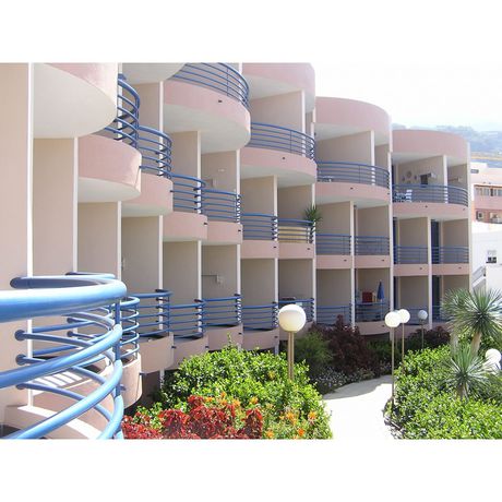 Imagen de los exteriores del Apartamentos APARTAMENTOS LOS LAJONES. Foto 5