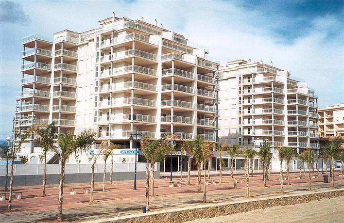 Imagen general del Apartamentos APCOSTAS Argenta Caleta. Foto 7